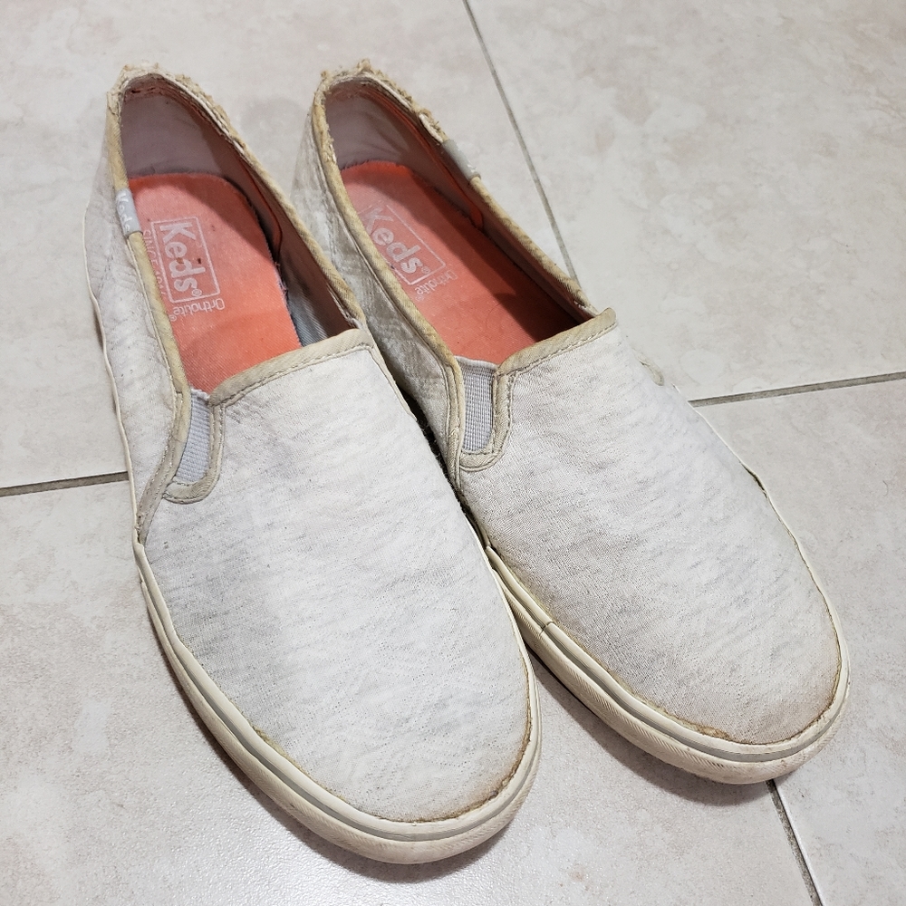 Keds light gray / oatmeal slip ons